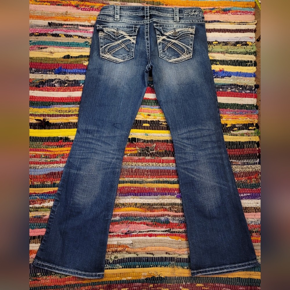 Silver Jeans - Picture 2 of 3